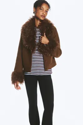 Veste courte bordée de fausse fourrure - Marron foncé — photo 1