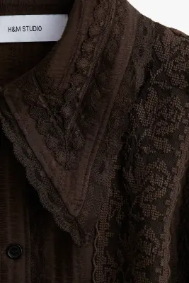 Robe chemise avec dentelle - Marron foncé — photo 1