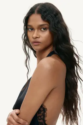 Robe dos nu en satin - Noir — photo 3