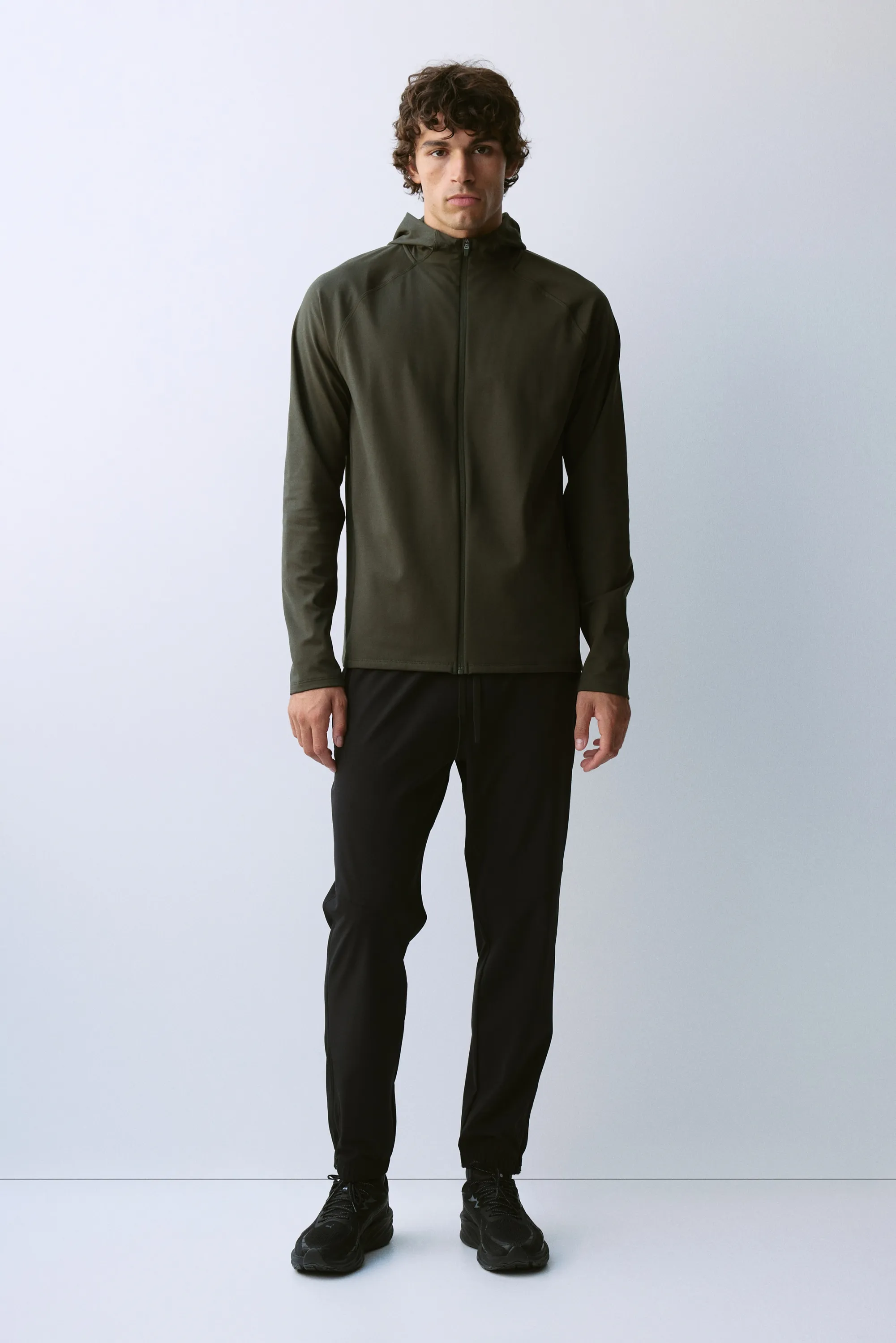 Veste de sport chaude avec capuche ThermoMove™ - Olive foncé