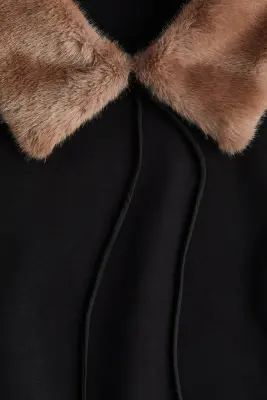 Sweat avec col - Noir — photo 3