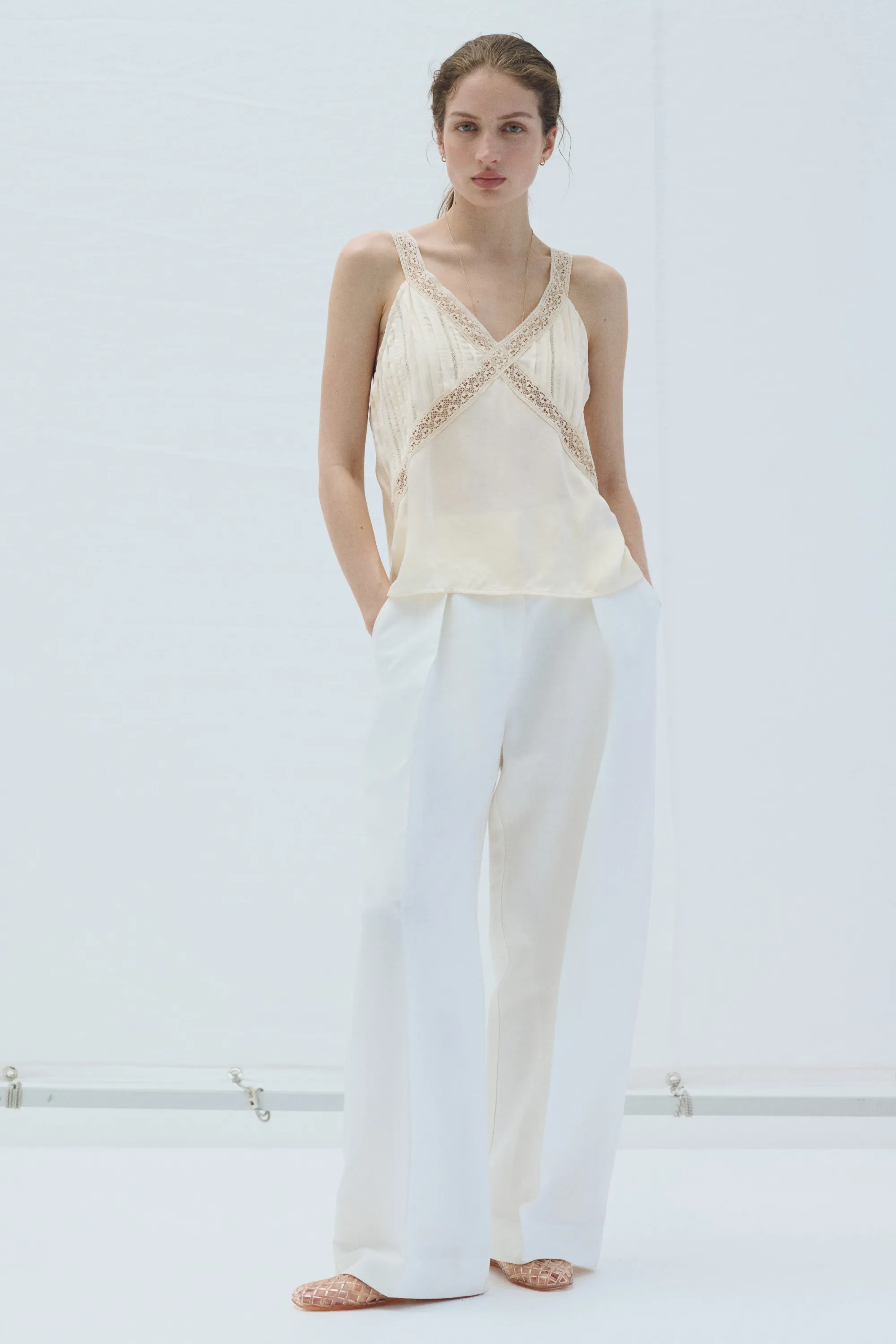Top à plis nervure avec dentelle - Beige clair