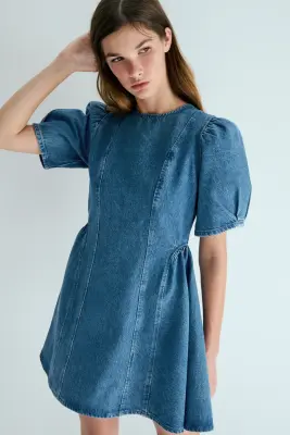 Robe en denim avec jupe évasée - Bleu denim — photo 1