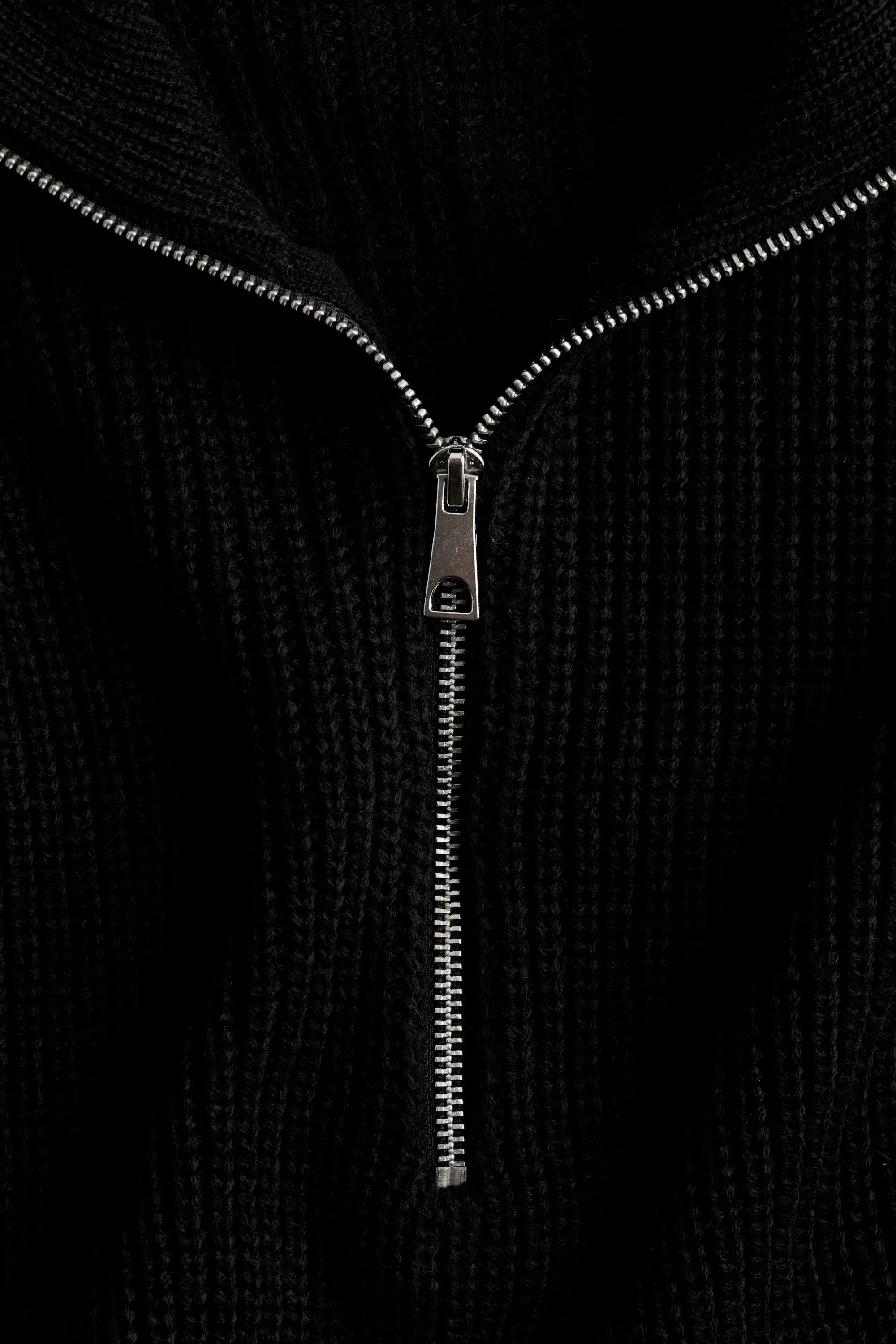 Pull en maille épaisse avec col zippé - Noir