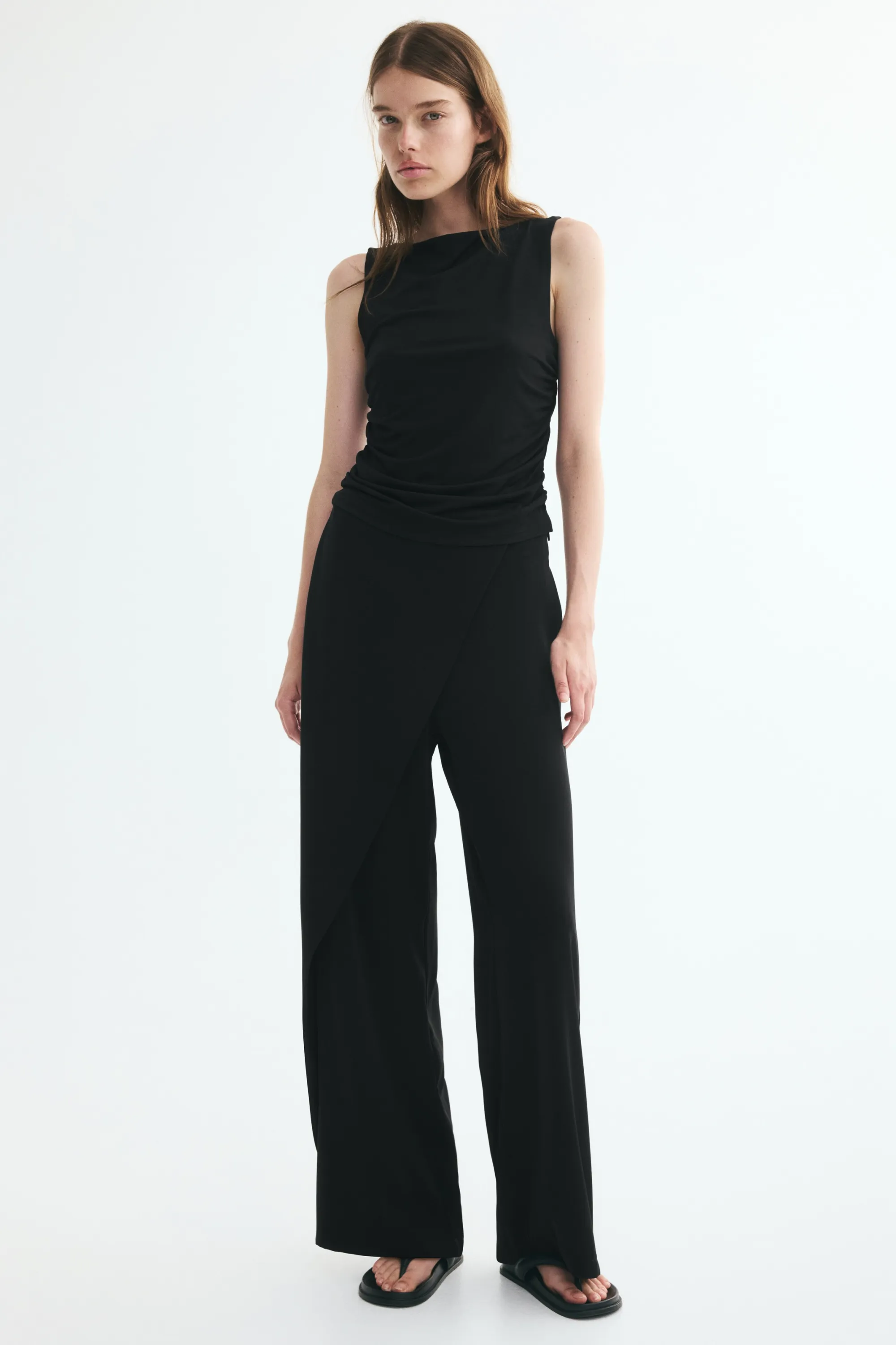 Pantalon en twill avec détail croisé - Noir