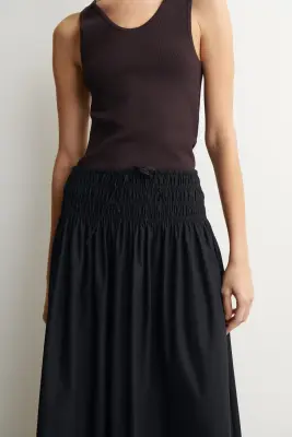 JUPE MIDI À TAILLE FRONCÉE - NOIR — photo 3