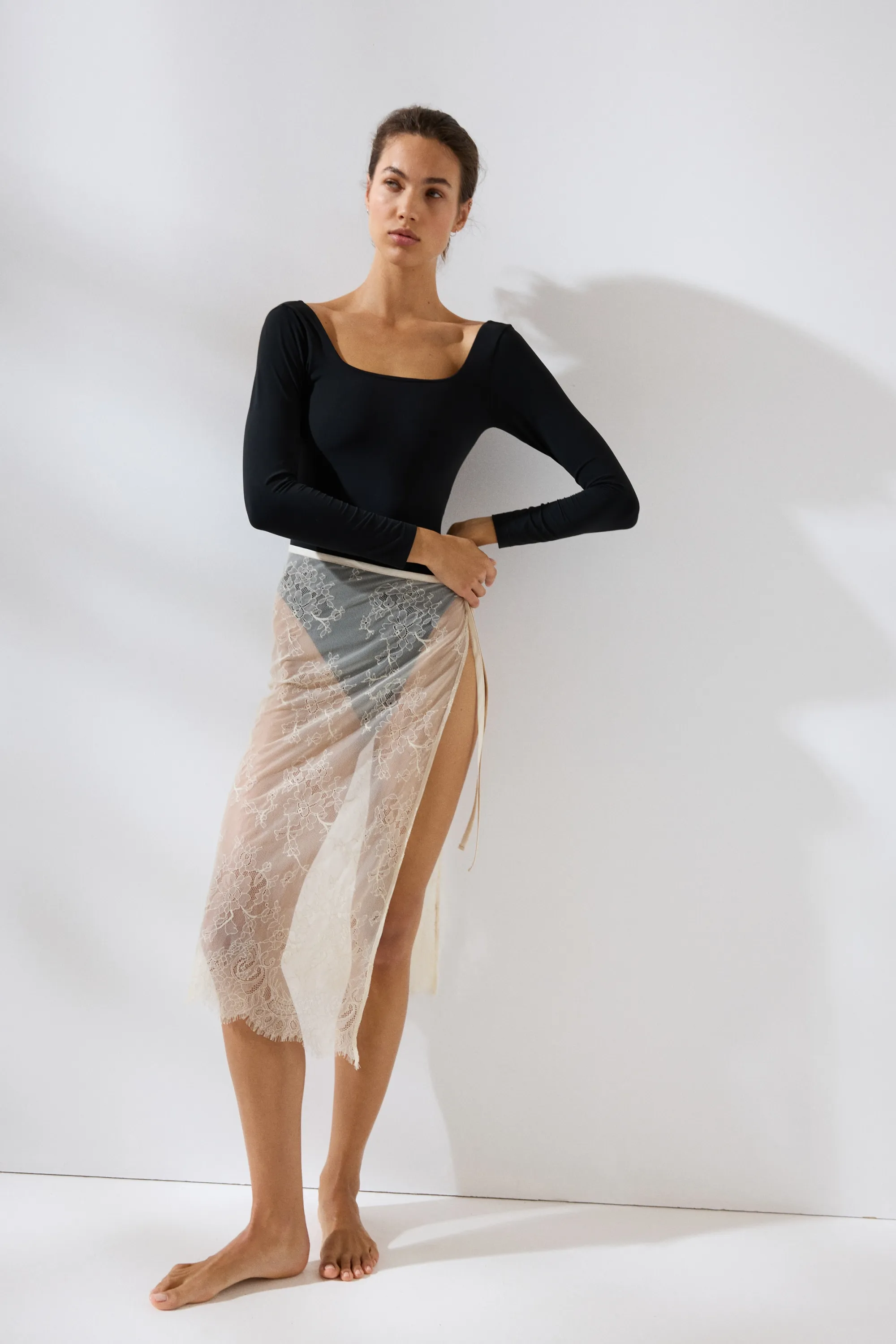 Body string Light Shape - Noir