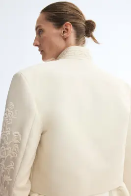 Veste avec détails brodés - Crème — photo 3
