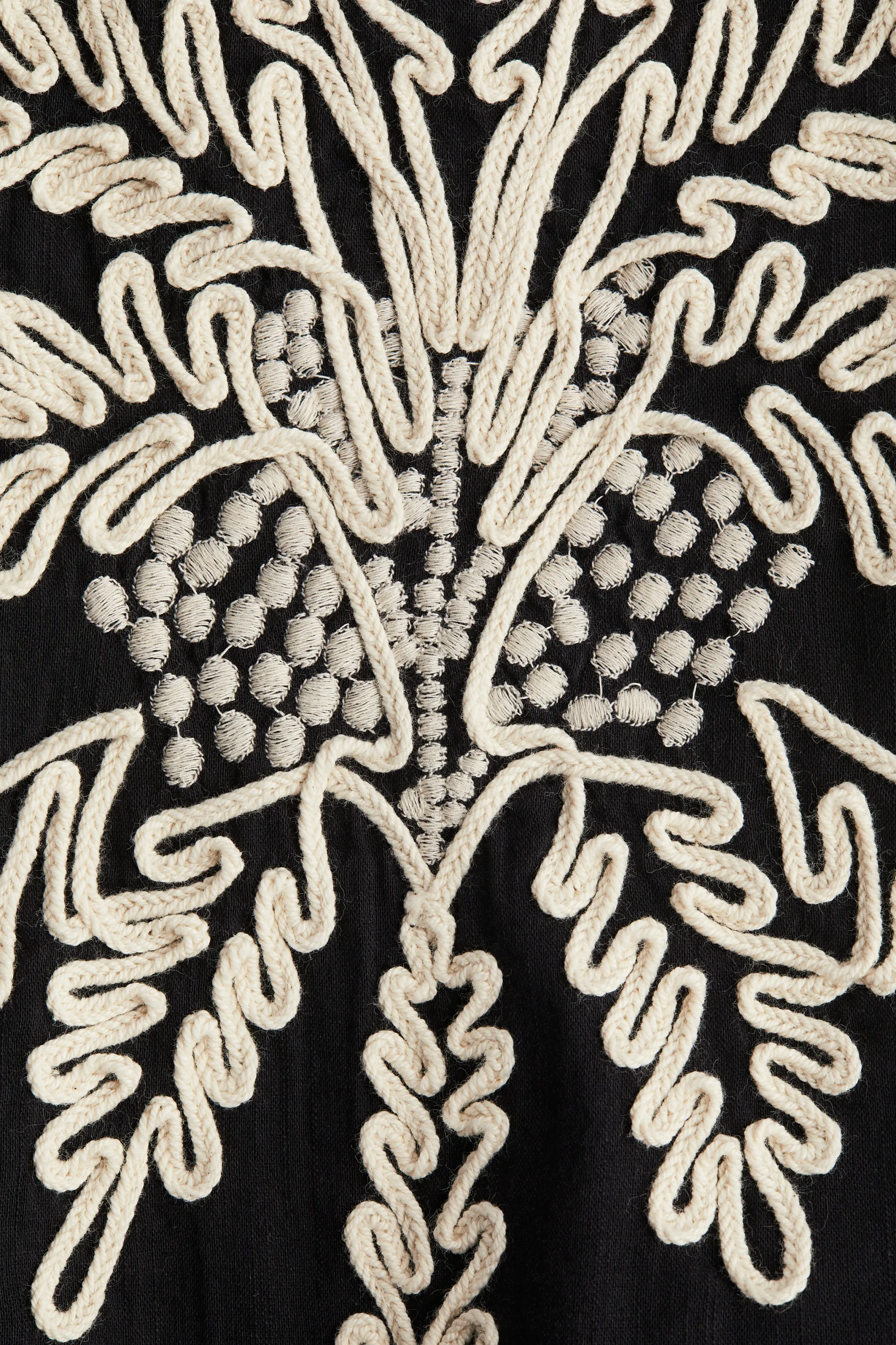Robe brodée à bretelles fines - Noir