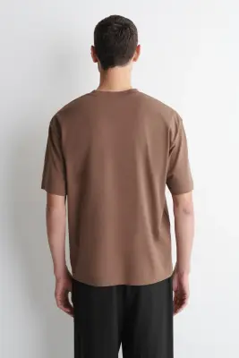 T-SHIRT DÉCONTRACTÉ EN COTON LÉGER - BRUN CLAIR — photo 4