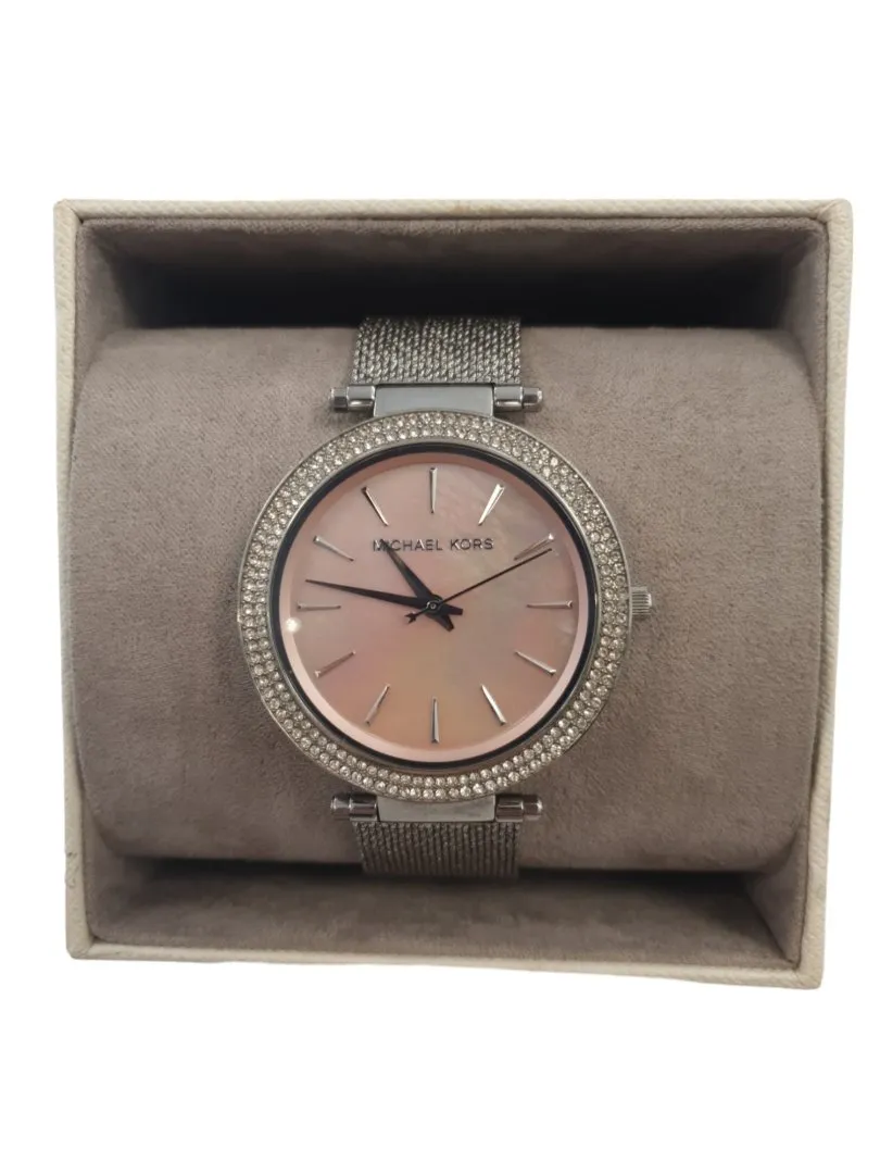 Montre a quartz mk-4518