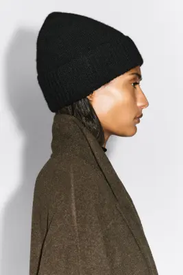 BONNET EN PUR CACHEMIRE - NOIR — photo 2