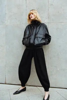 Pantalon plissé à jambes ballon - Noir — photo 1