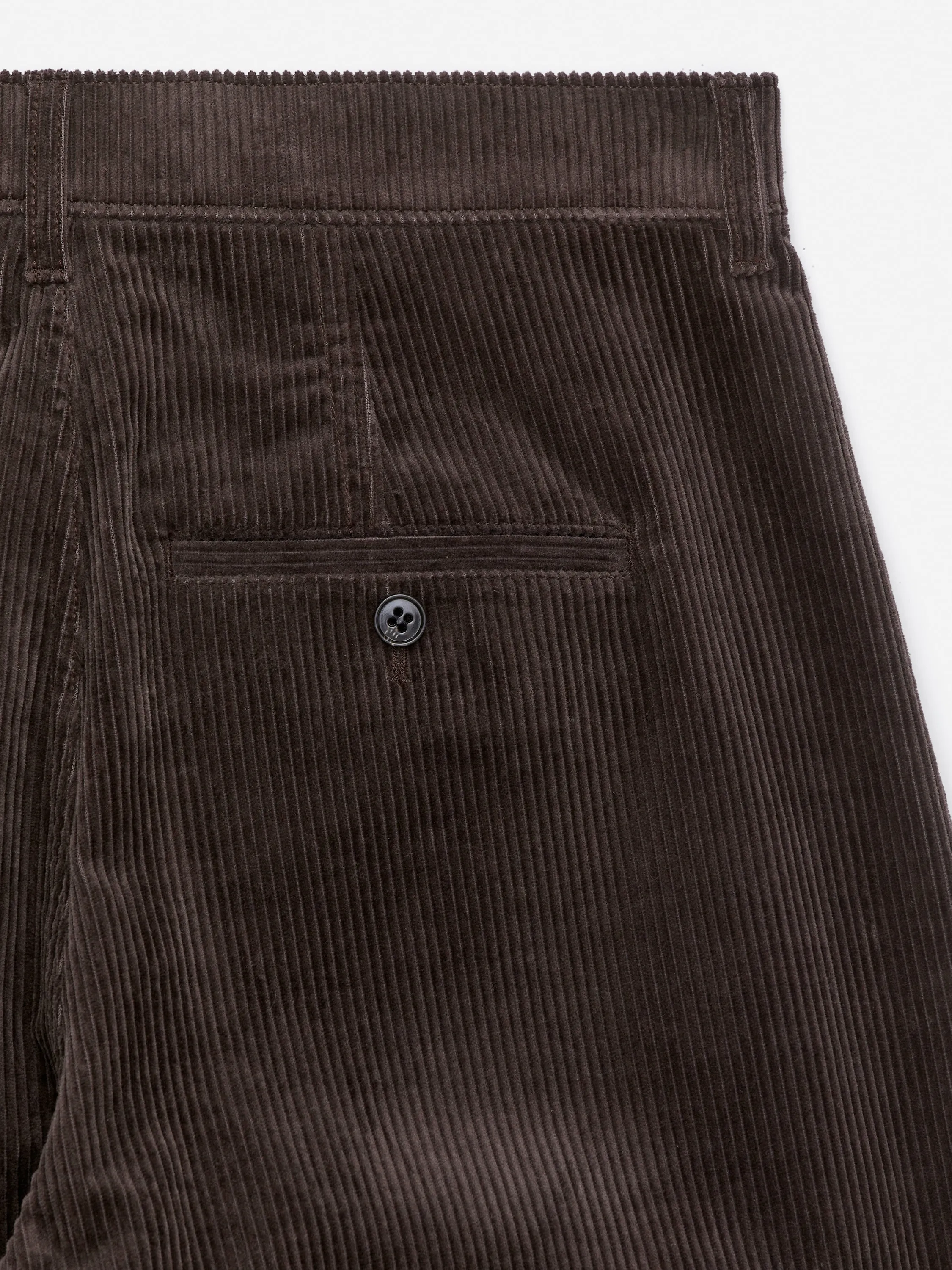 Pantalon en velours côtelé jambes barrel - Marron foncé