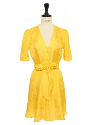Mini robe ceinturée décolletée V manches courtes en satin jaune soleil Prix boutique 310€ Taille XS — photo 1