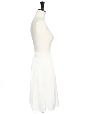 Jupe midi taille haute en soie drapée blanche Prix boutique 900€ Taille 36 — photo 3