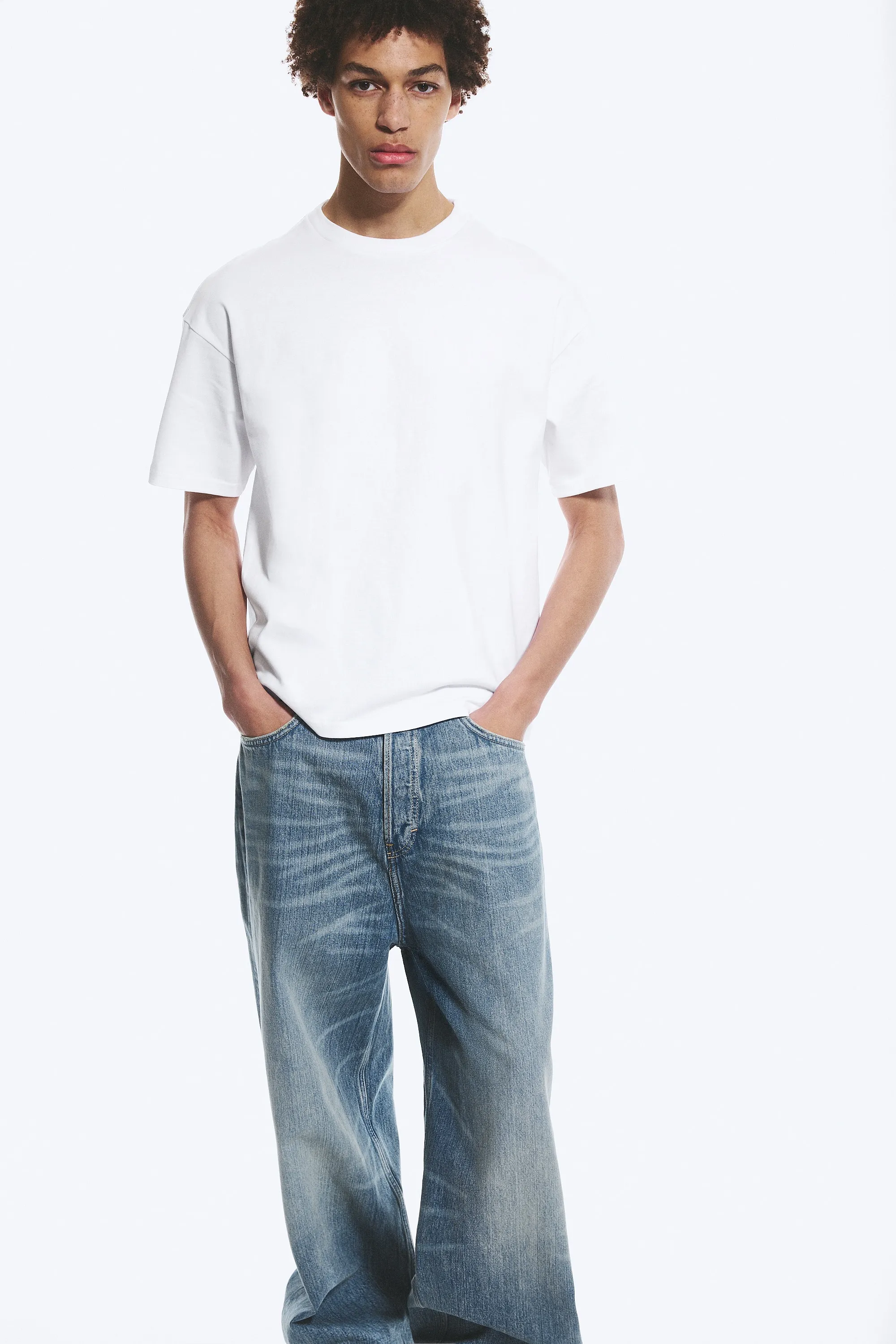 T-SHIRT COUPE AMPLE - Blanc
