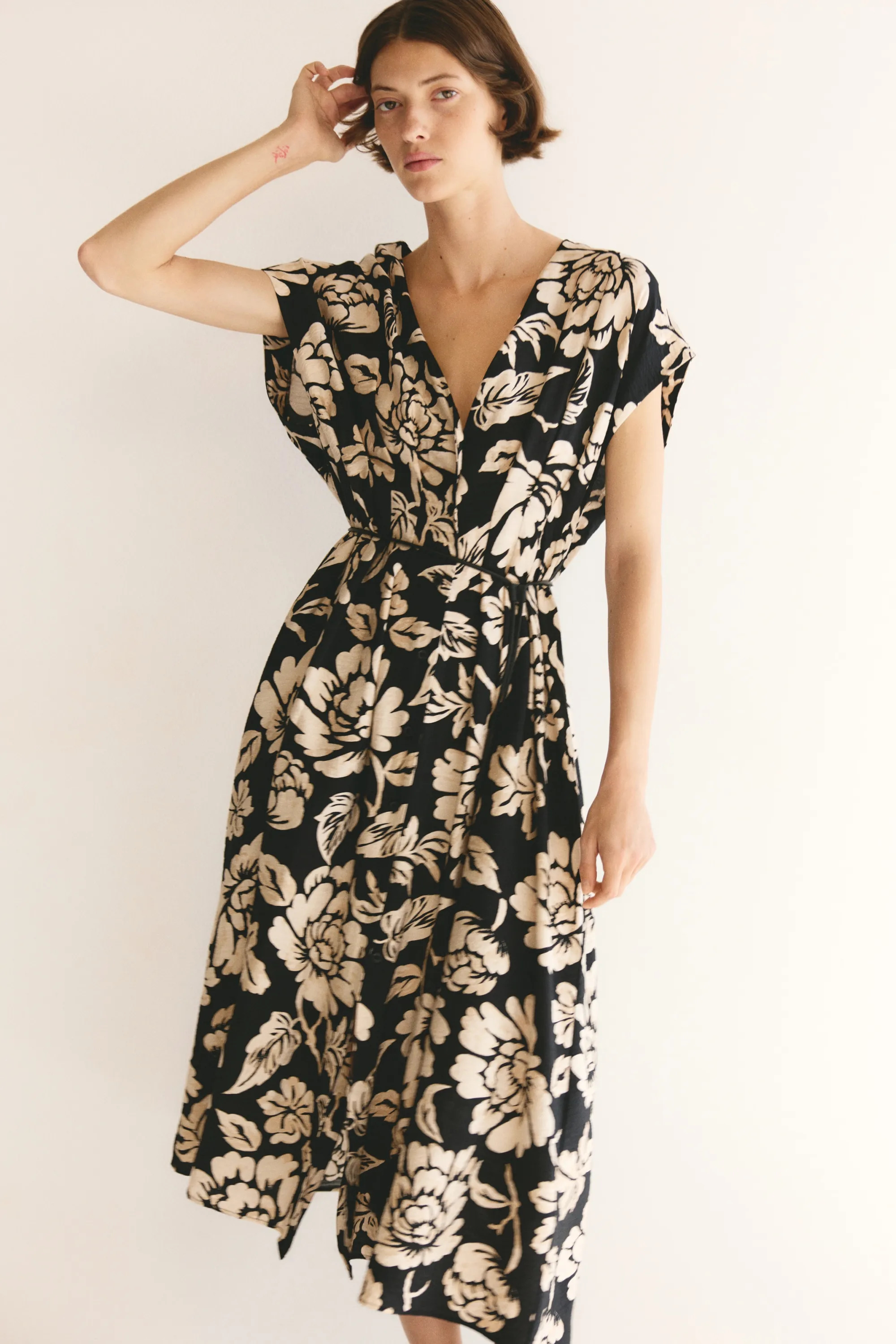 Robe midi à boutons - Noir/fleuri