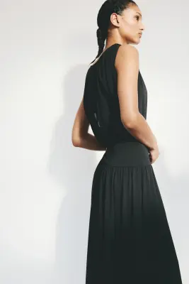 Robe en jersey avec cape - Noir — photo 3