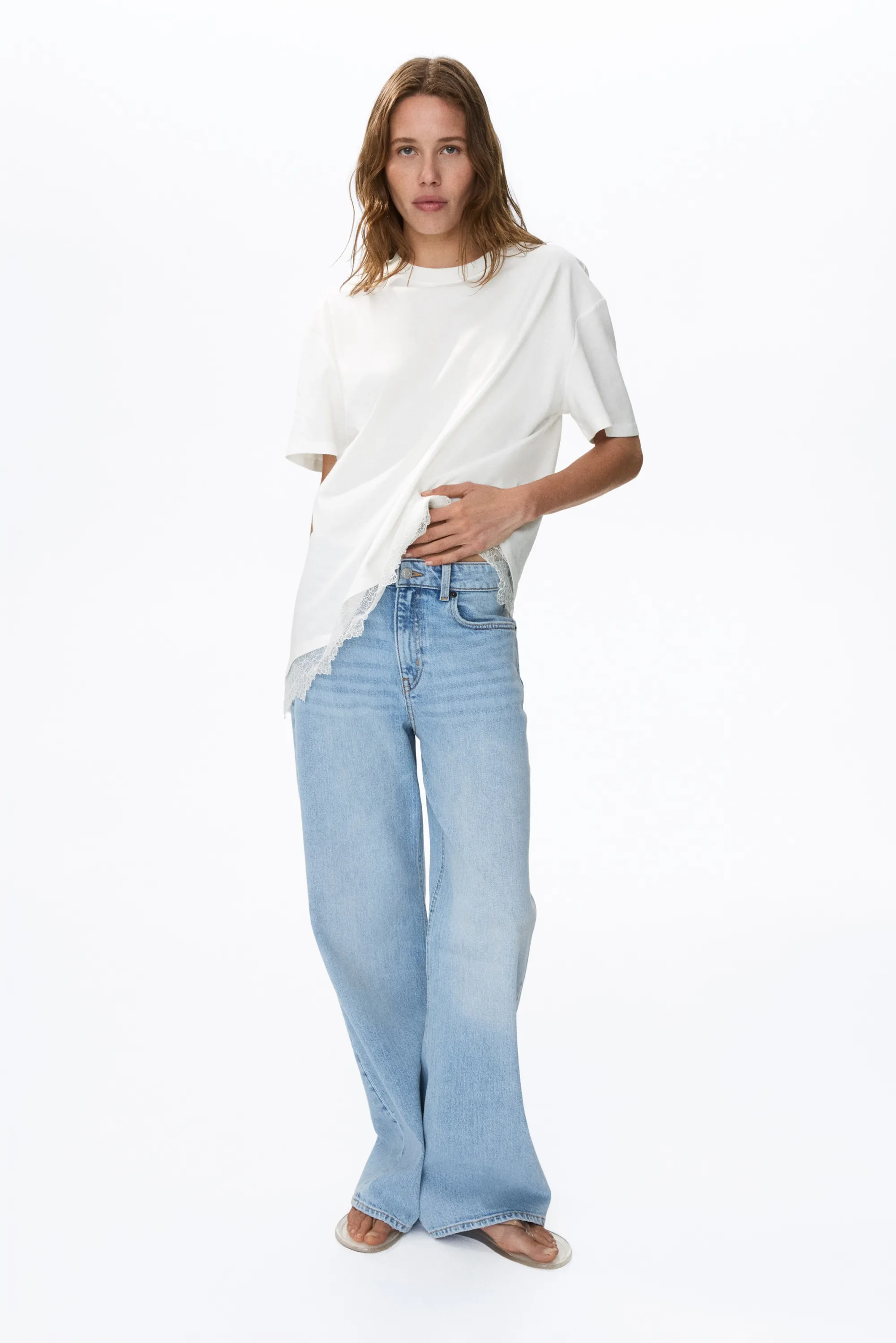 T-shirt asymétrique avec dentelle - Blanc