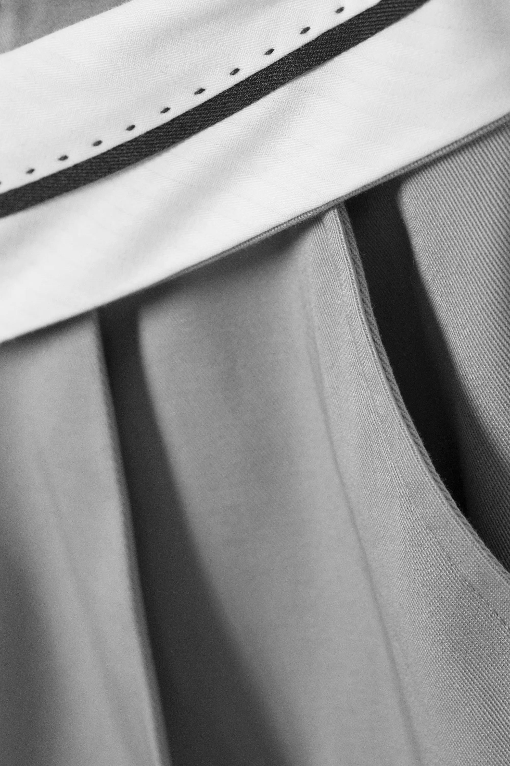 Pantalon en twill avec taille repliée - Gris