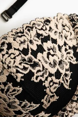 Soutien-gorge balconnet paddé en dentelle - Noir/crème — photo 4