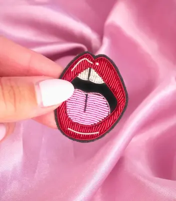 Broche Bouche - Malicieuse — photo 2
