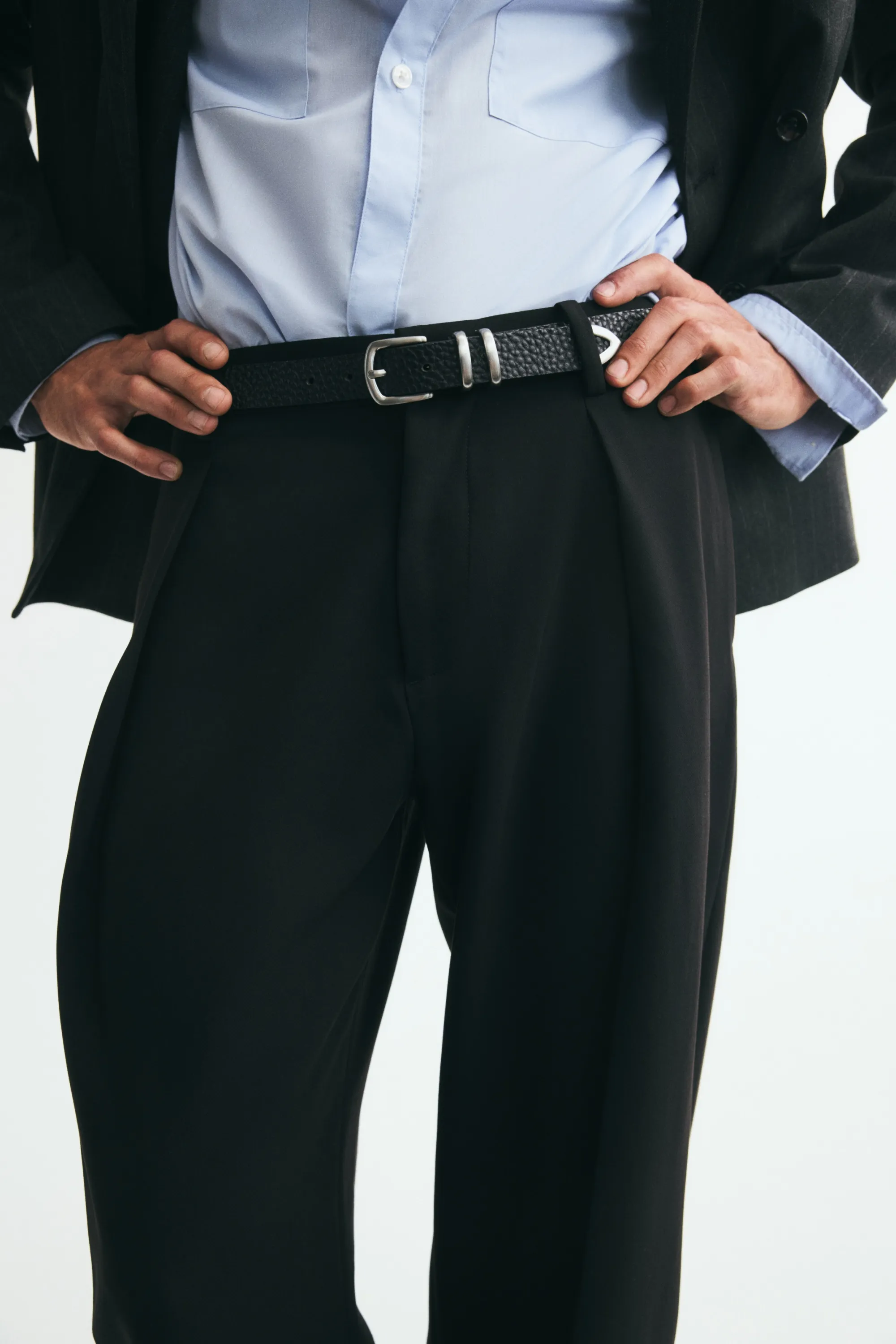 Pantalon chic Loose Fit avec plis - Noir