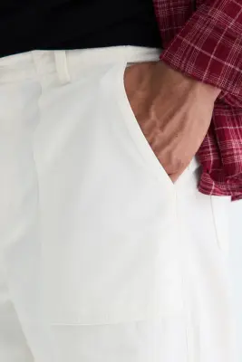 Pantalon Relaxed Fit en twill - Blanc — photo 3