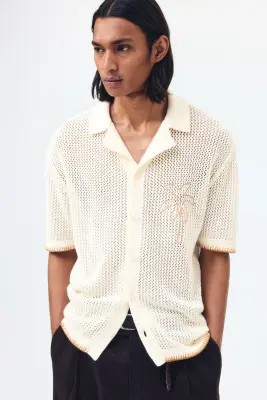 Chemise à col cubain Relaxed Fit en maille ajourée - Crème/palmier — photo 2