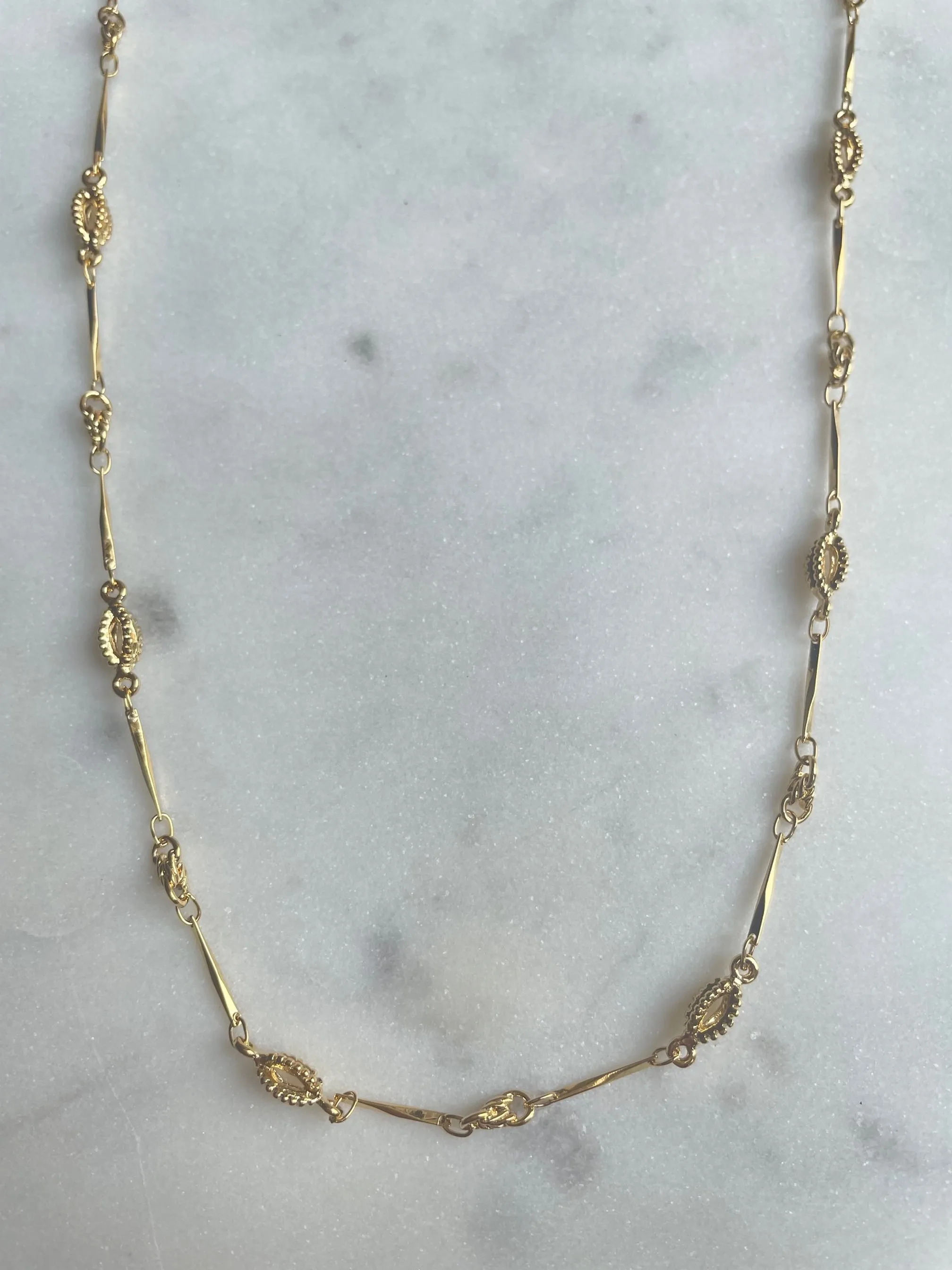 Nouveau ! ROOM SERVICE JEWELRY Chaine Gada