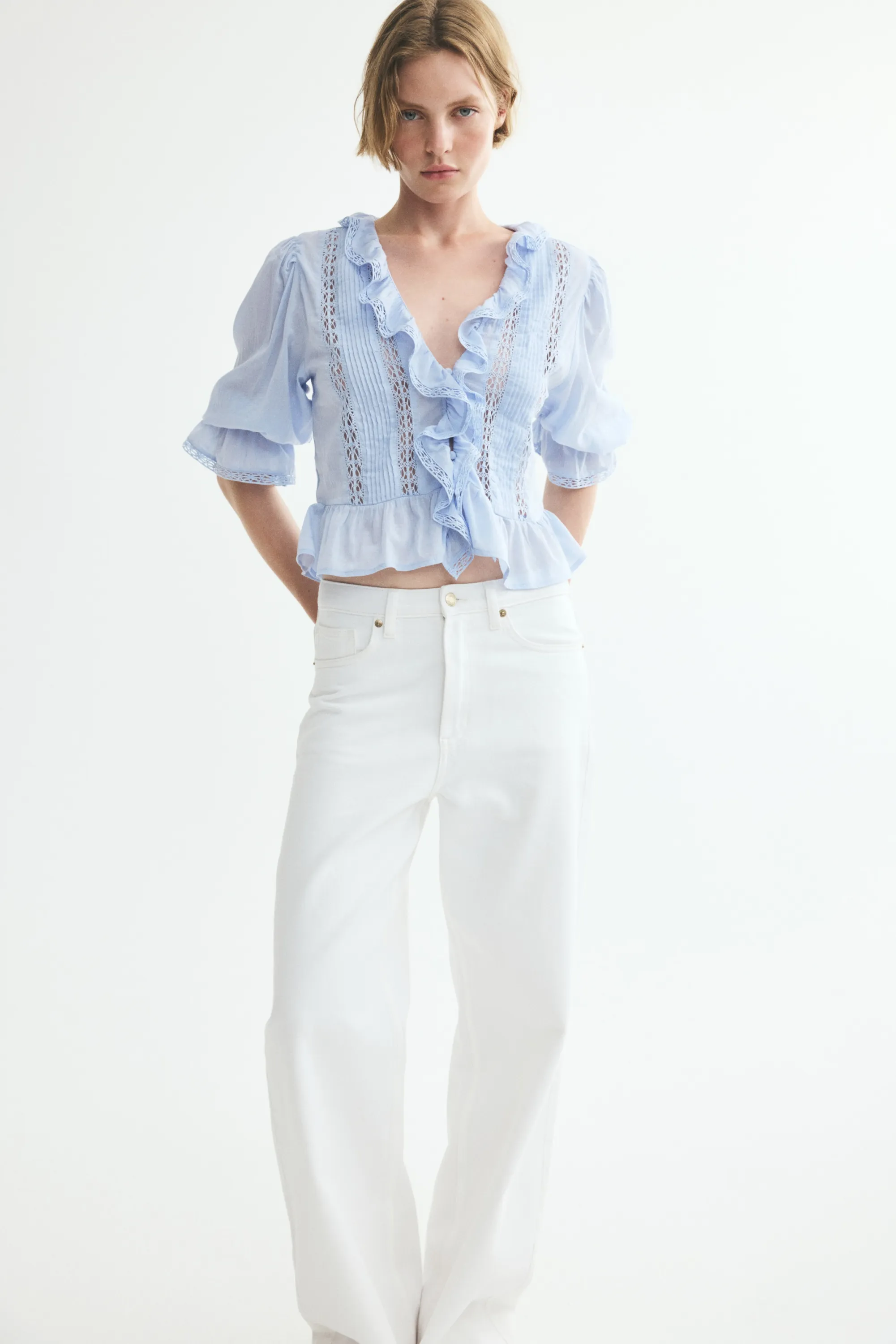 Blouse avec dentelle - Bleu clair