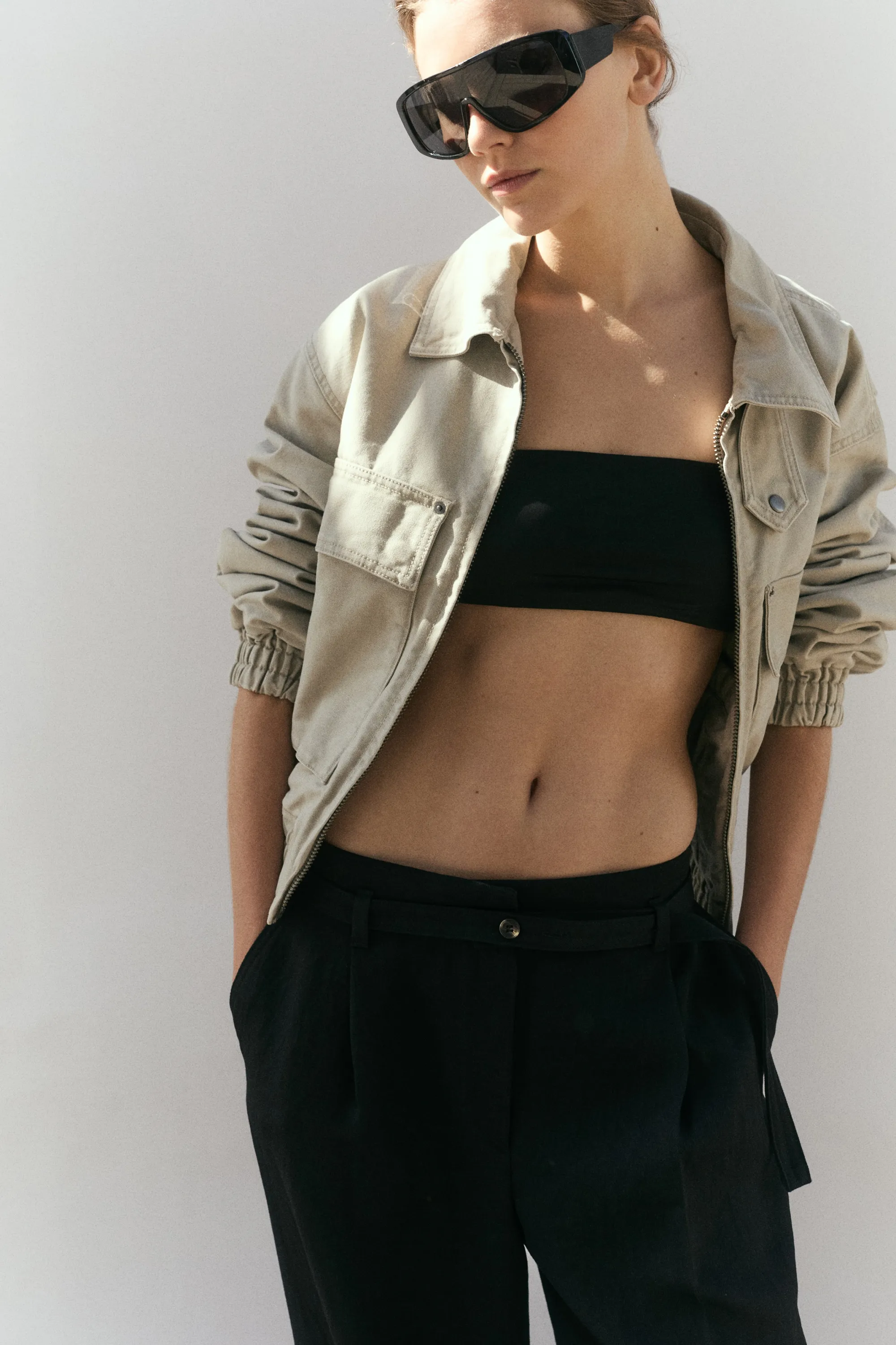 Pantalon large avec ceinture - Noir