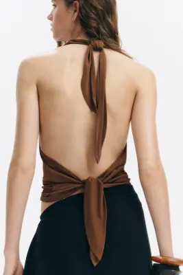Top dos nu avec encolure bénitier - Marron — photo 2