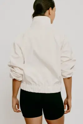 Veste en satin avec manches ballon - Crème — photo 3
