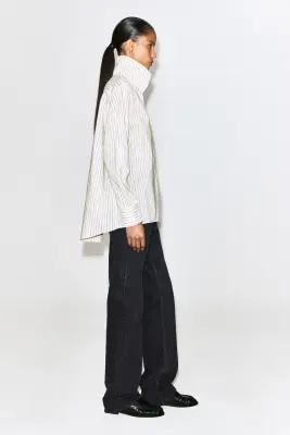 CHEMISE RAYÉE À COL MONTANT EN COTON ET SOIE - IVOIRE / BRUN / RAYURES — photo 3