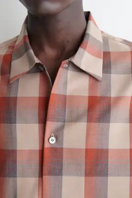 CHEMISE À CARREAUX EN MÉLANGE DE LAINE - BEIGE / ORANGE / CARREAUX — photo 1