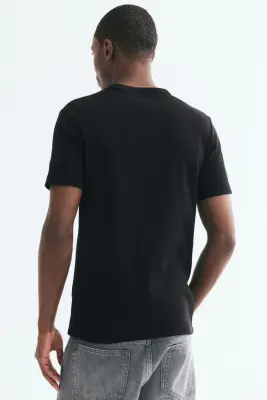 T-shirt côtelé Slim Fit - Noir — photo 3