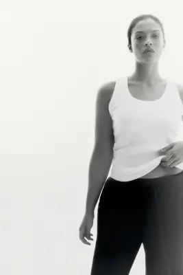 Pantalon jogger à jambes larges avec plis - Noir — photo 1