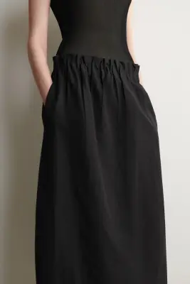 JUPE MIDI BALLON EN COTON ET LIN - NOIR — photo 2