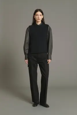 PULL UZEL NOIR — photo 3