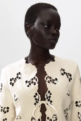 Veste à bords festonnés avec broderie anglaise - Crème — photo 2
