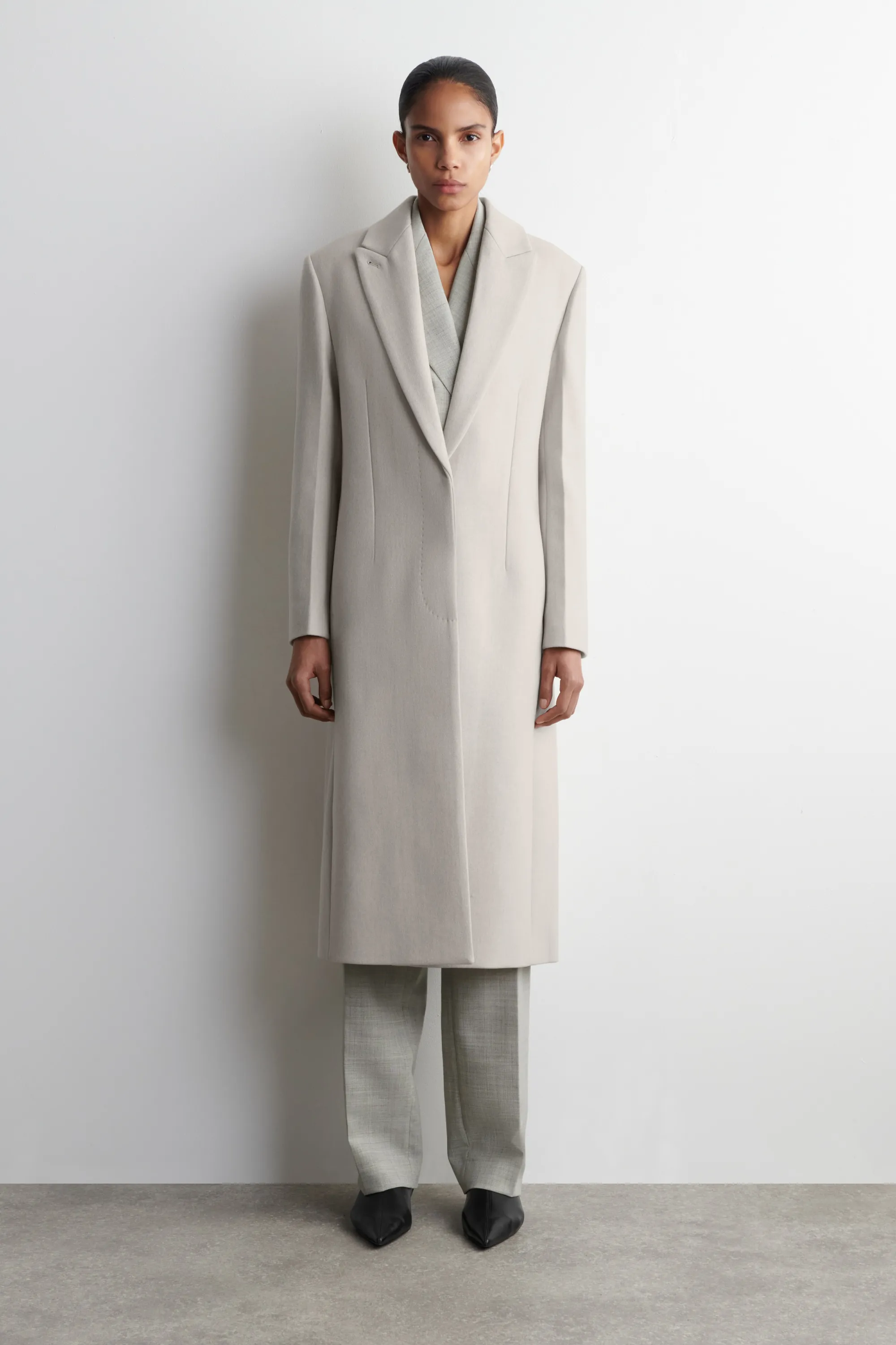 MANTEAU TAILLEUR LONG EN SERGÉ DE LAINE - BEIGE CLAIR