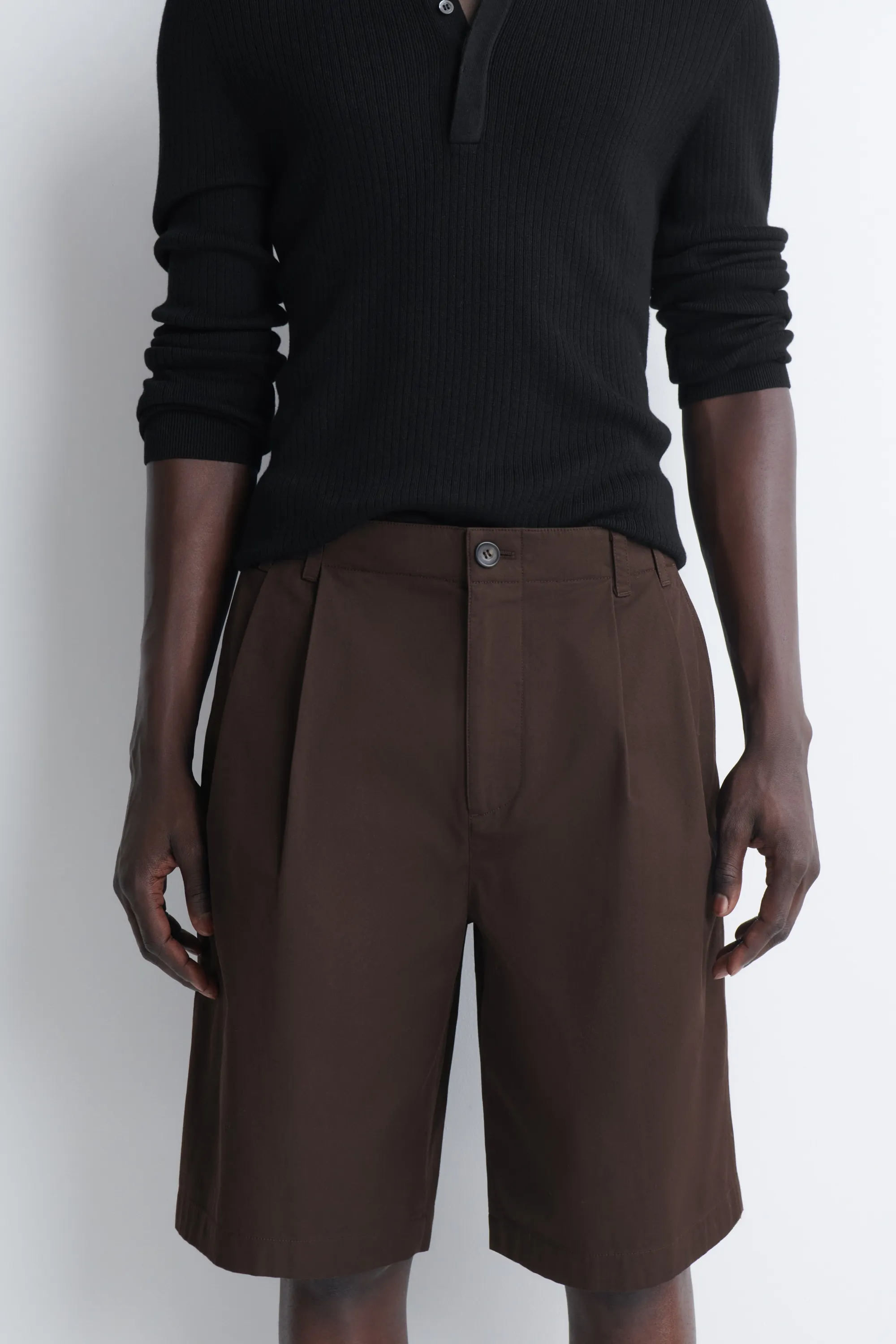 SHORT DE COSTUME À PLIS EN COTON - BRUN