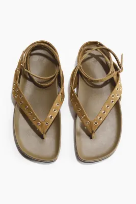 Sandales à œillets - Beige foncé — photo 1