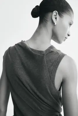 Top en maille fine avec détail à nouer - Gris foncé chiné — photo 3