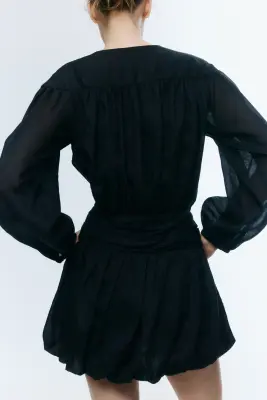 Robe à effet boule en ramie mélangé - Noir — photo 3
