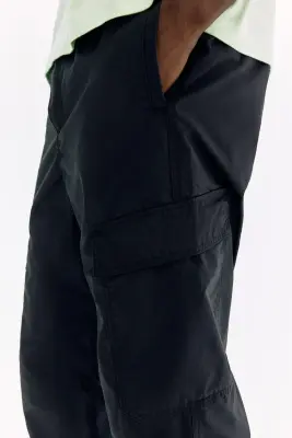 Pantalon cargo Regular Fit - Noir — photo 3