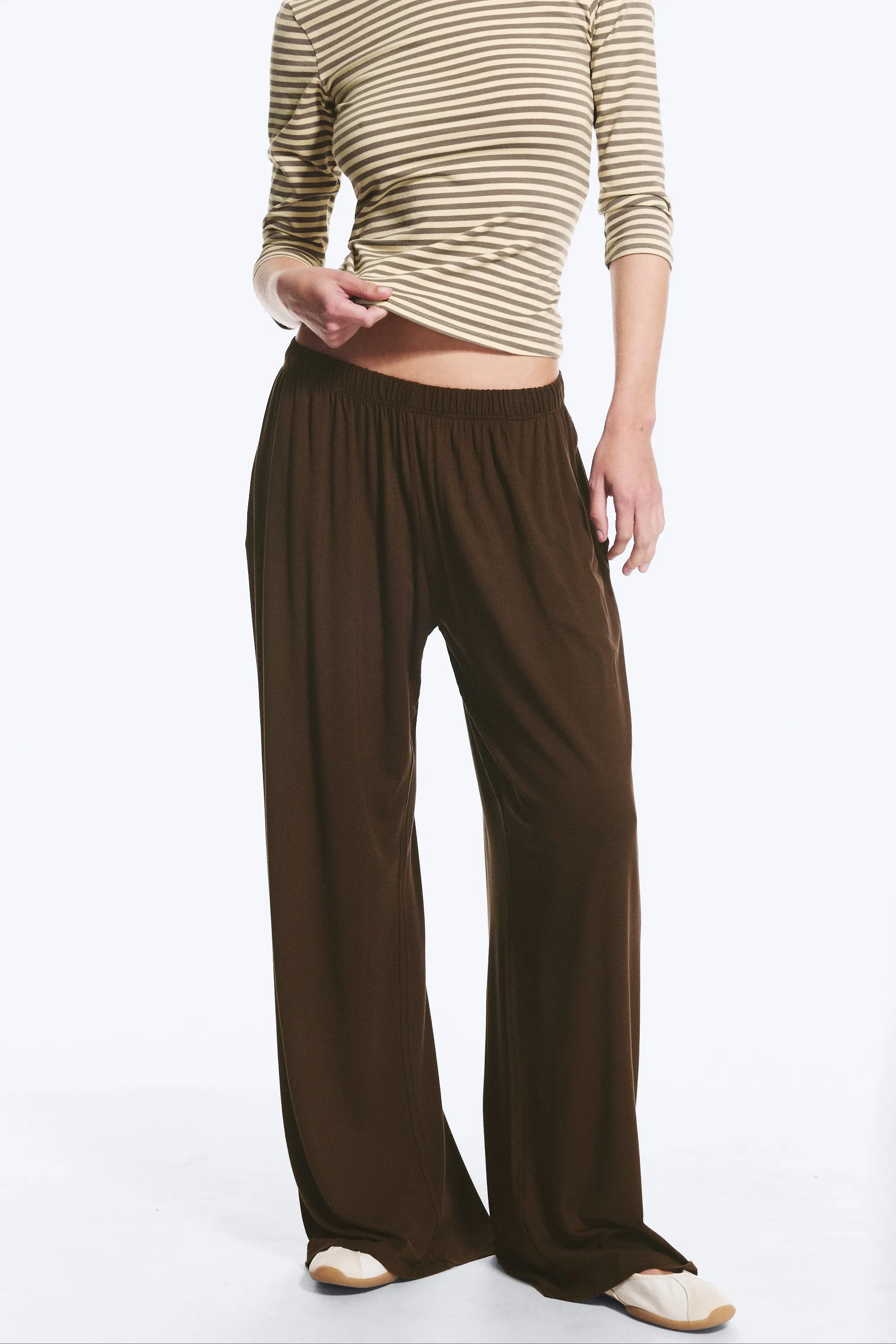 Pantalon en jersey taille basse coupe décontractée - Marron foncé