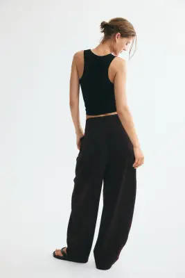 Pantalon à pinces avec jambes barrel - Bordeaux — photo 3